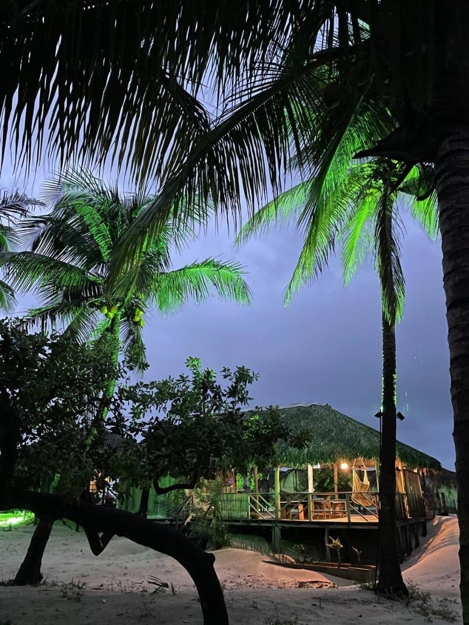 Atins Beach Chales Ngoại thất bức ảnh